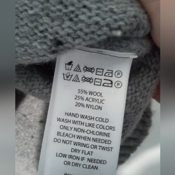 C&C California Woolblend Gray Cowl Neck Sweater - Picture 3 of 5